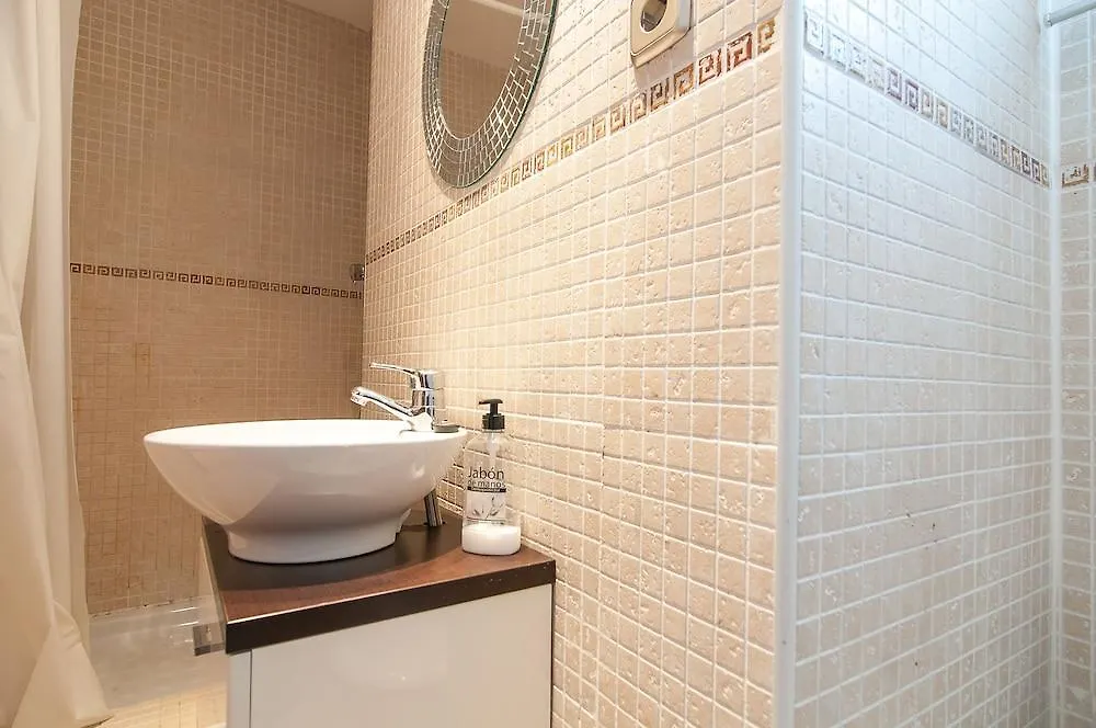 Montaber Apartment - Plaza Espana Barcelona 0*,  Španělsko